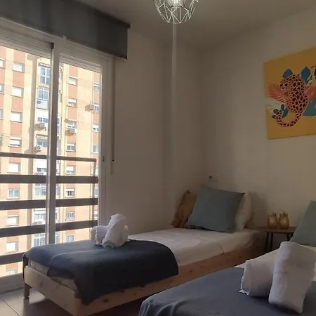 Huelin House Beach And Sun, Con Parking Y A 500 Metros De La Playa Appartamento Málaga
